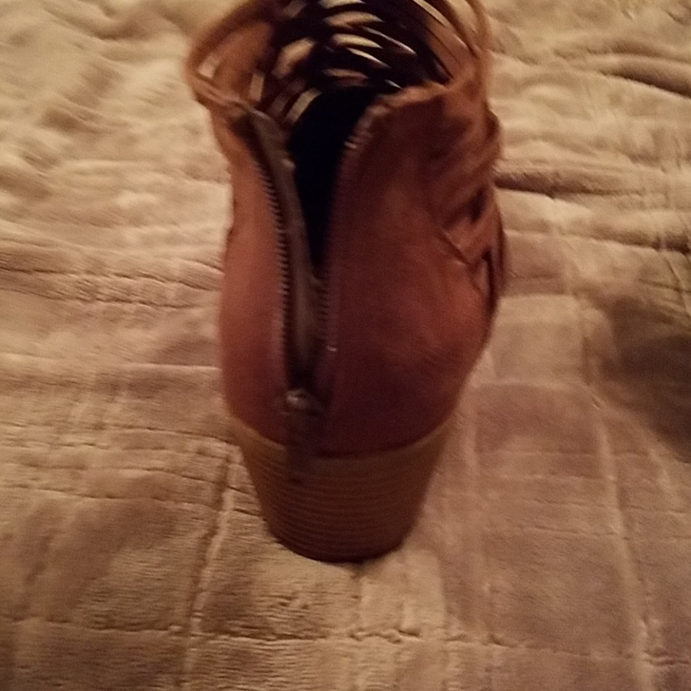 Ankle boots - Picture 4 of 4
